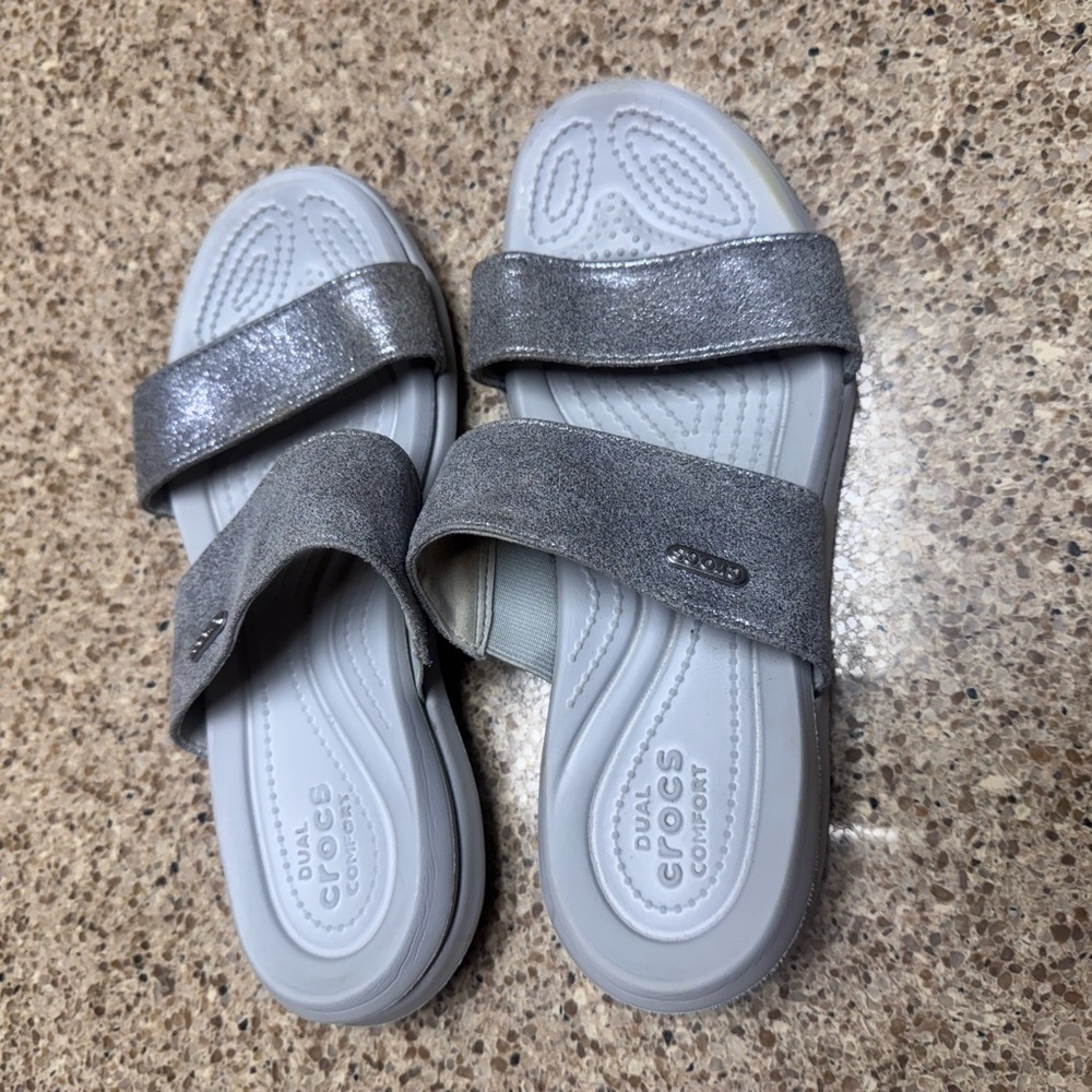 CROCS Capri Dual Straps Metallic Gray Women’s Sandals